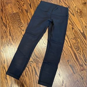 Black Lululemon Legging size 8